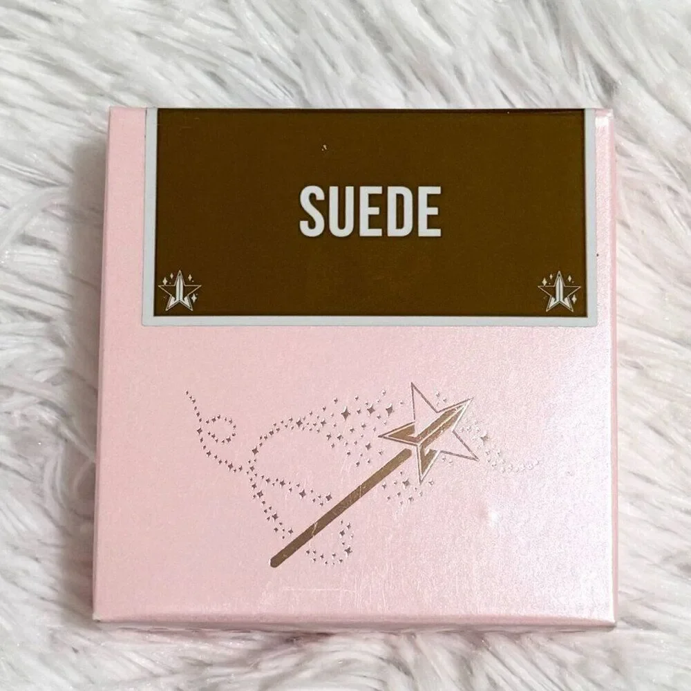 Women Jeffree Star Magic Star Luminous Setting Powder in Suede